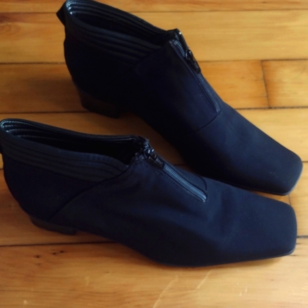 Sesto Meucci waterproof zipper ankle boots